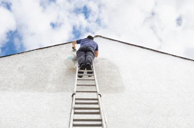 Peinture extérieure à Desmonts — façades et ravalement